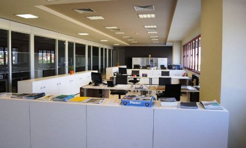 Ndryshojne rregullat per administraten, nga orari i punes tek pushimet
